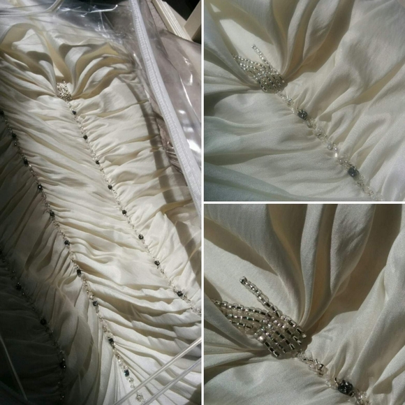 New ivory wedding dress - Picture 12 of 16